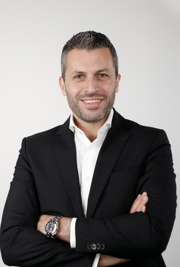 الدكتور  دكتور جورج زيادة