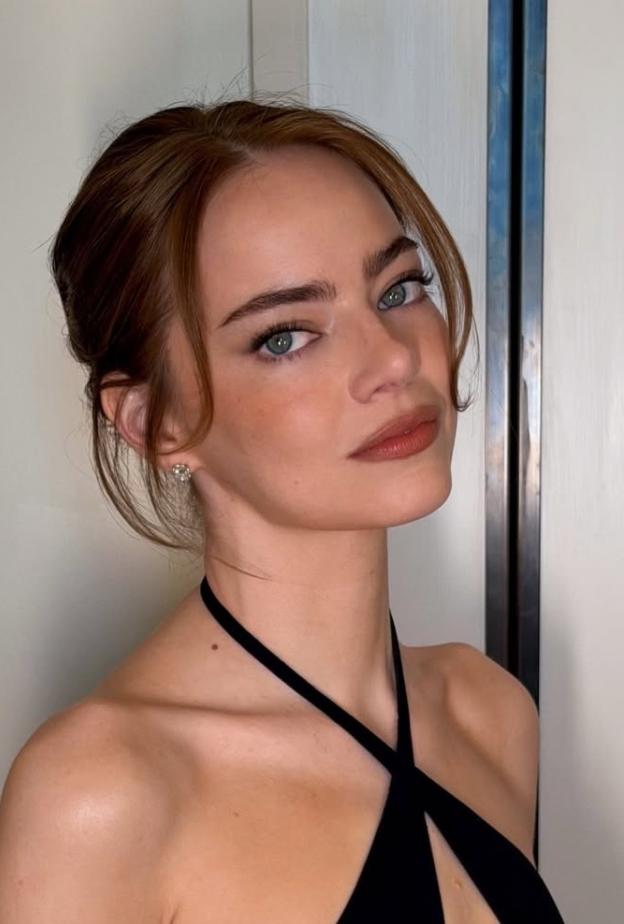 Emma for BAFTA.styling makeup #ninapark