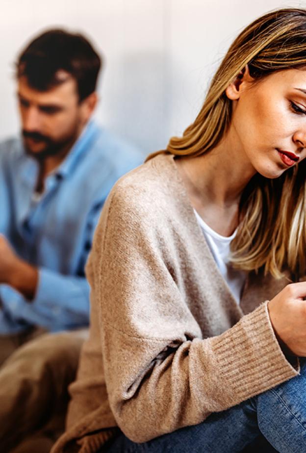 كيف أتعامل مع رجل السرطان عندما يتجاهلني؟