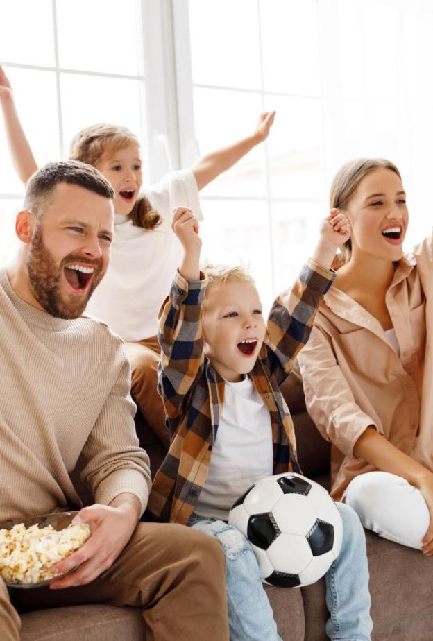 اعرفي هل يؤثر الشهر لمشاهدة المباريات على صحة طفلكِ