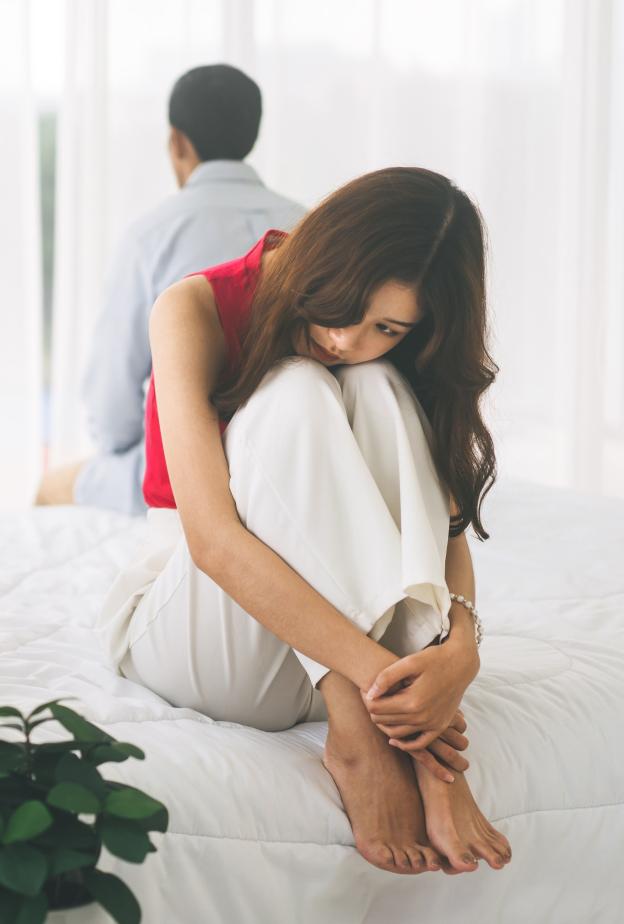 خبيرة نفسية تساعدك على الخروج من دائرة التفكير المؤلم بعد الانفصال