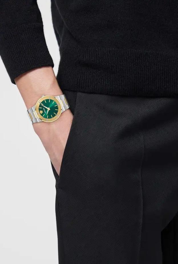 ساعة Greca Logo Aero   من Versace