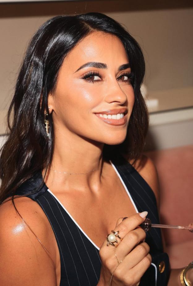 صورة أنطونيلا روكوزو من حسابها على إنستاغرام