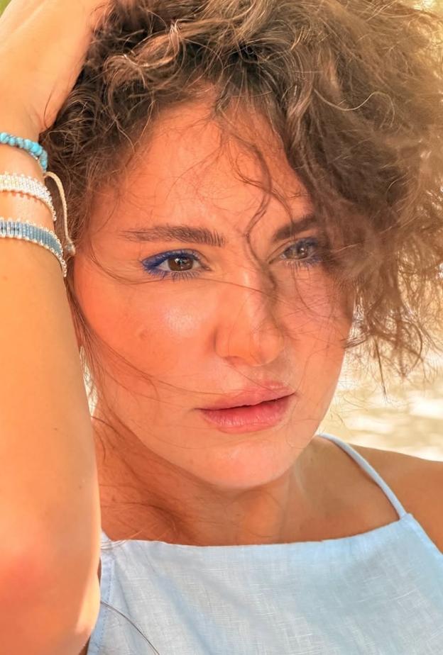 النجمة ديما قندلفت صورة من انستغرامها