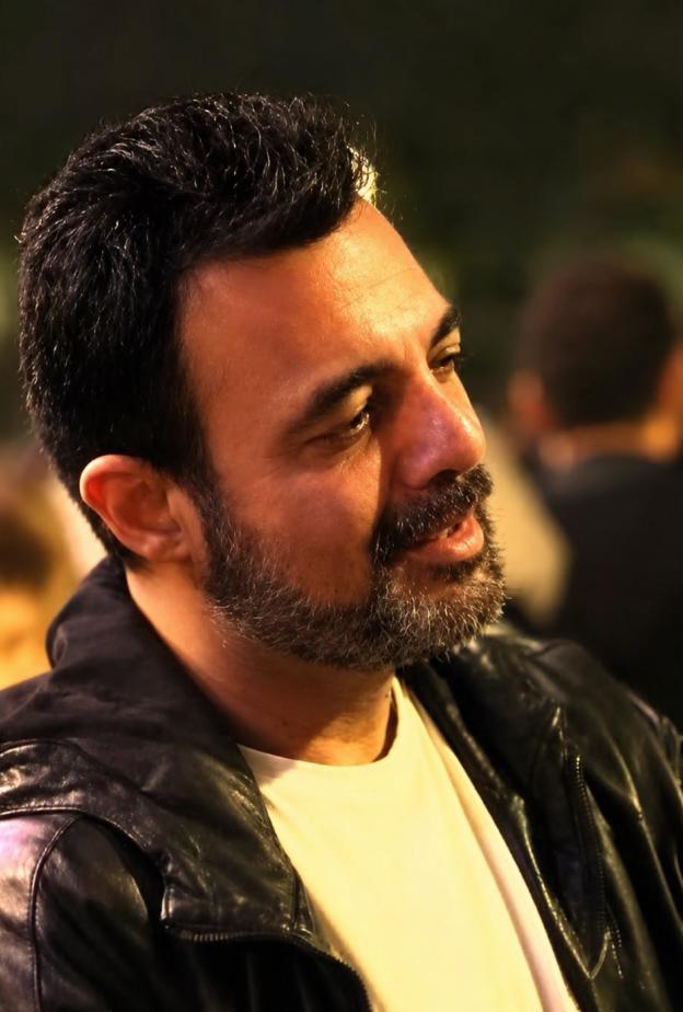 عمرو محمود يس