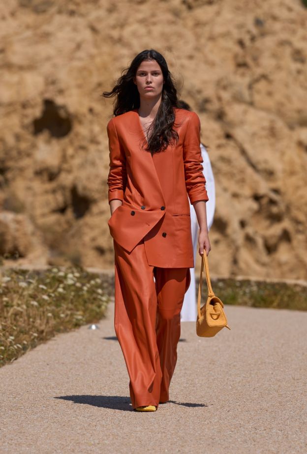 مجموعة ‏"جاكموس" ‏Jacquemus‏ ‏لصيف 2027‏