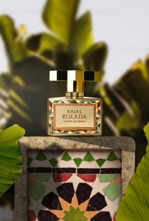 عطر لا مثيل له برائحة كوكتيل "بينا كولادا" الشهير  من Kajal