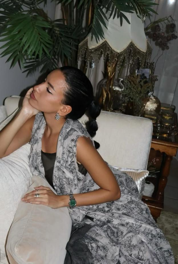 كيف ترى آمنة المهدلي تطور ثقافة الأزياء المستعملة في السعودية؟