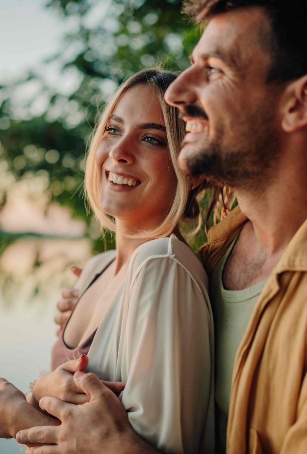 إشارات تدل أنه يخاف خسارتك رغم قوته الظاهرة