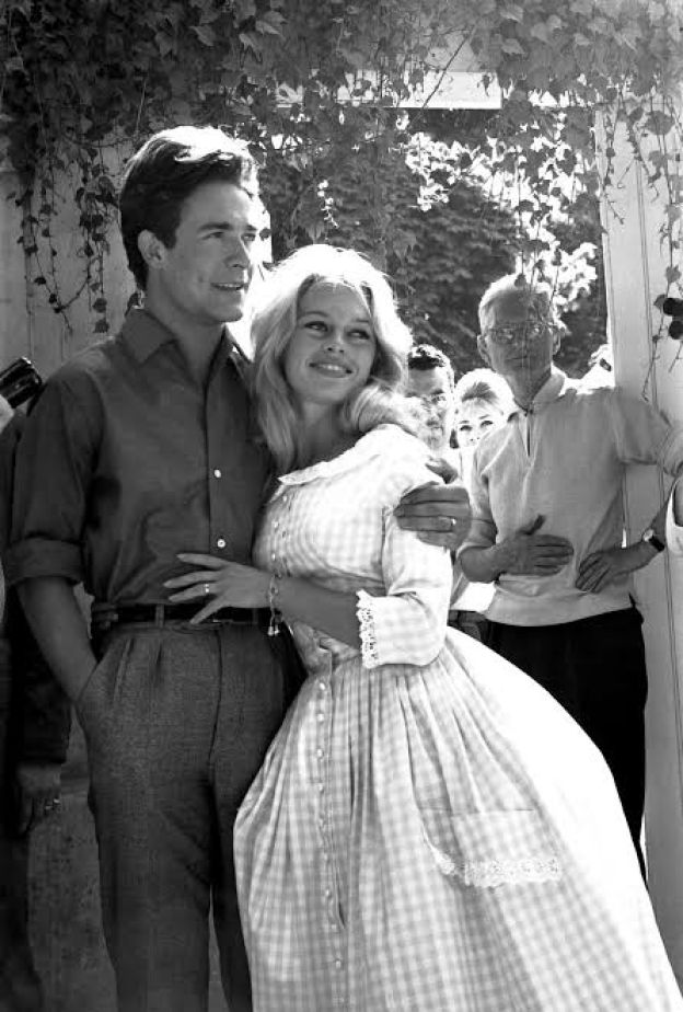 بريجيت باردو Brigitte Bardot وغونتر ساكس Gunter Sachs