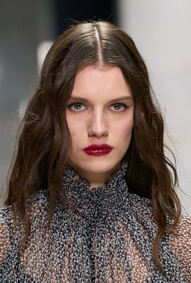 عارضة دار Dolce Gabbana
