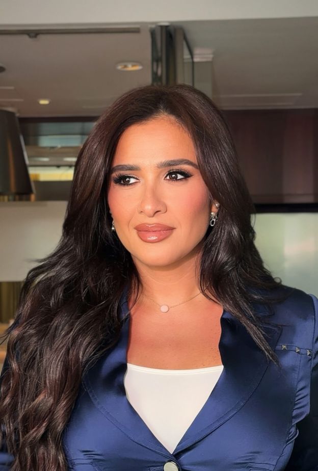 ياسمين عبد العزيز