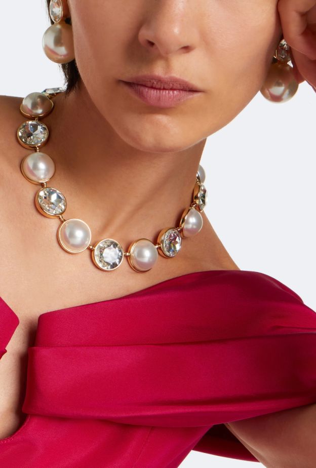 Carolina Herrera Crystal and faux pearl قلادة