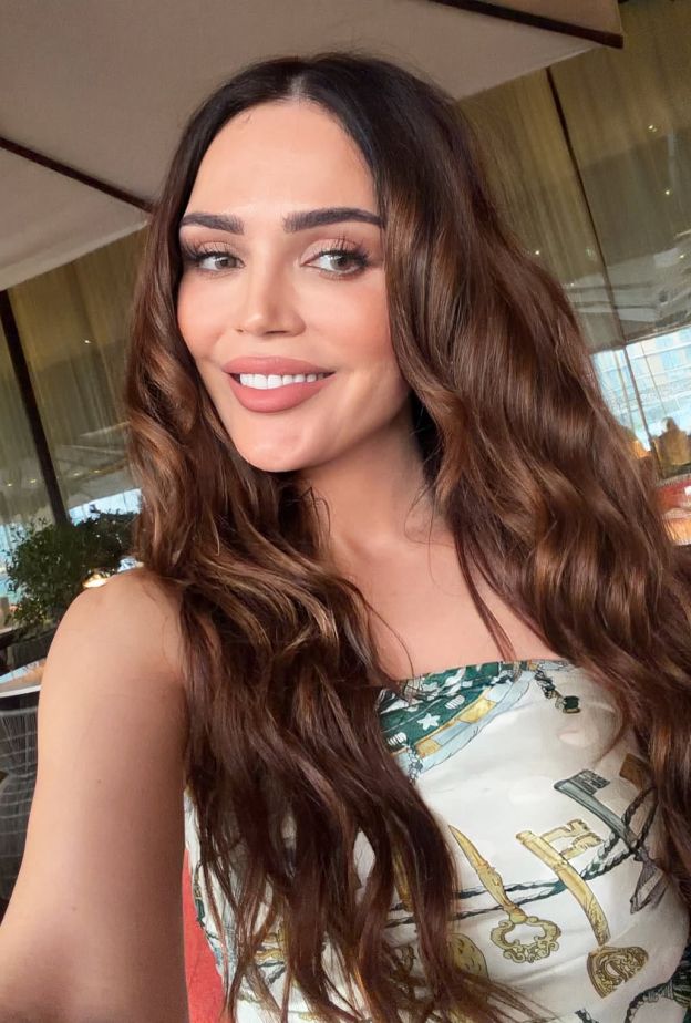 الممثلة السورية لينا دياب