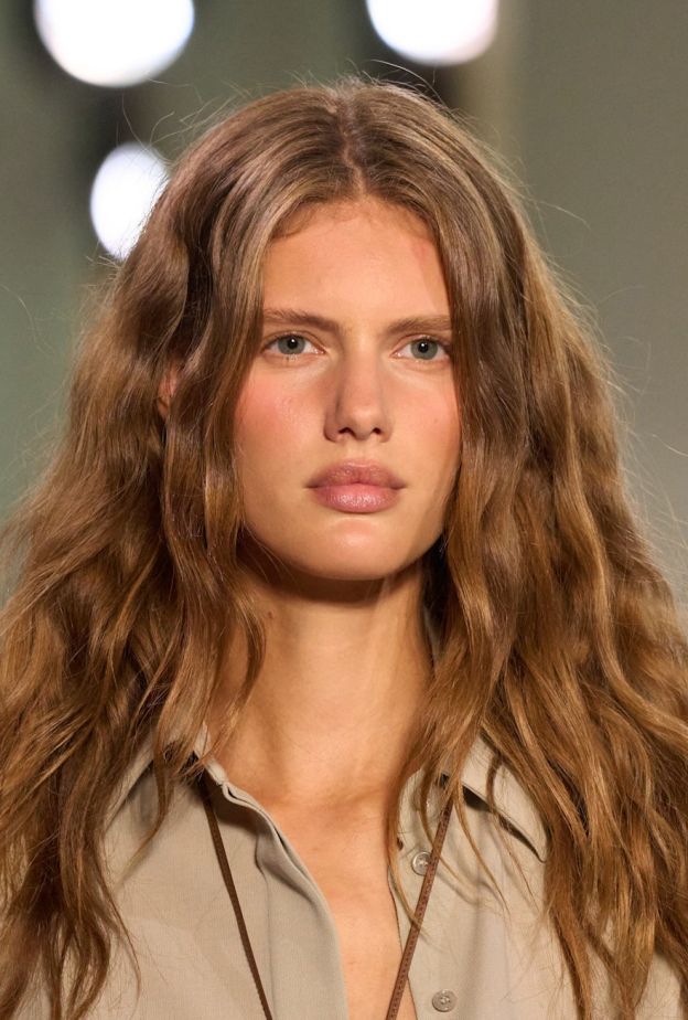 عارضة دار Michael Kors