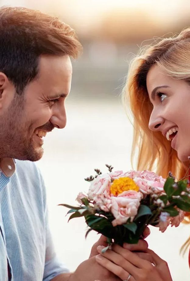 رجل برج الحوت في الحب.. كيف يتصرف عندما يحب؟