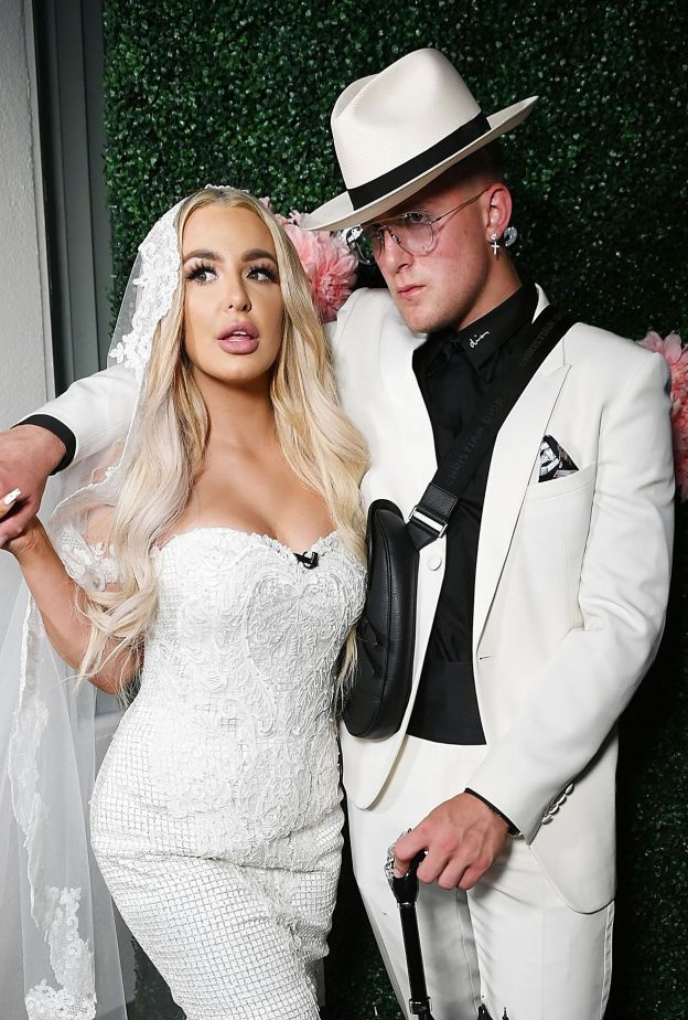 جيك بول Jake Paul وتانا مونجو Tana Mongeau