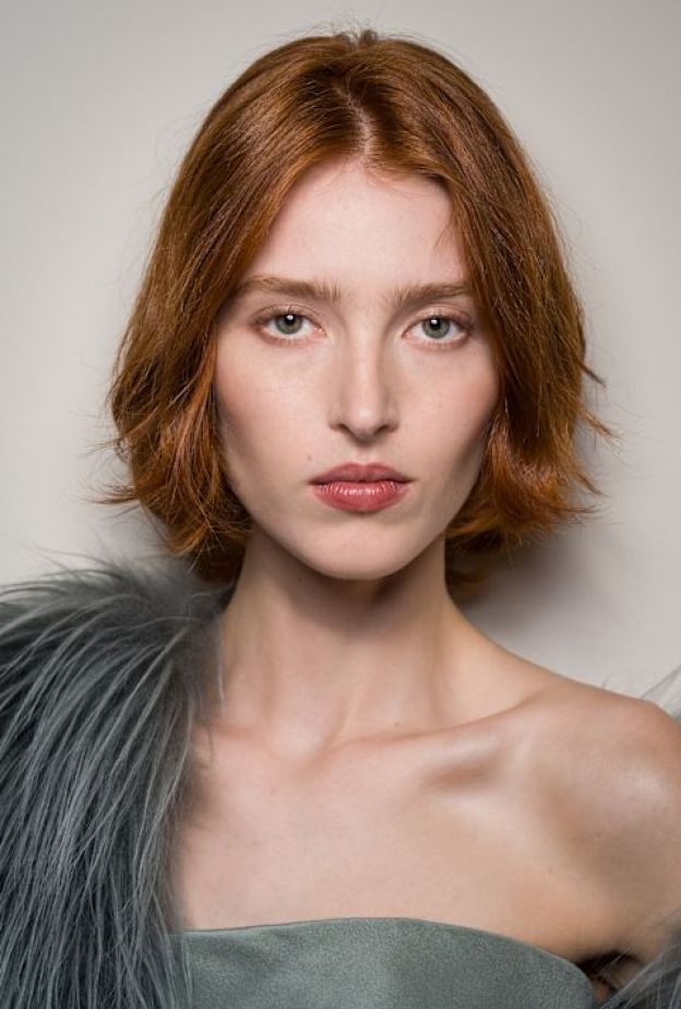 عارضة دار Giorgio Armani