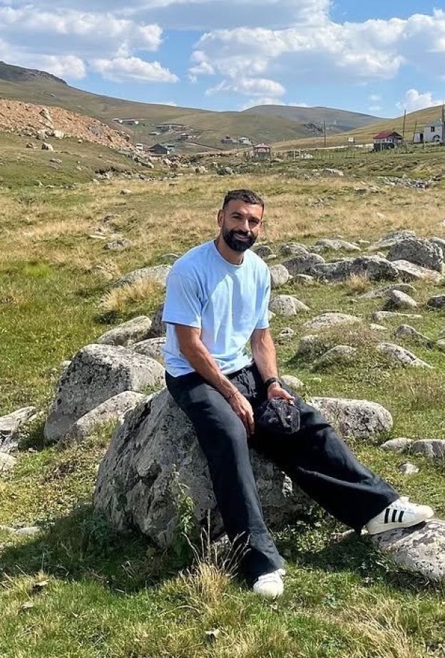 محمد صلاح يحول صخرة مجهولة في طرابزون إلى مزار عالمي