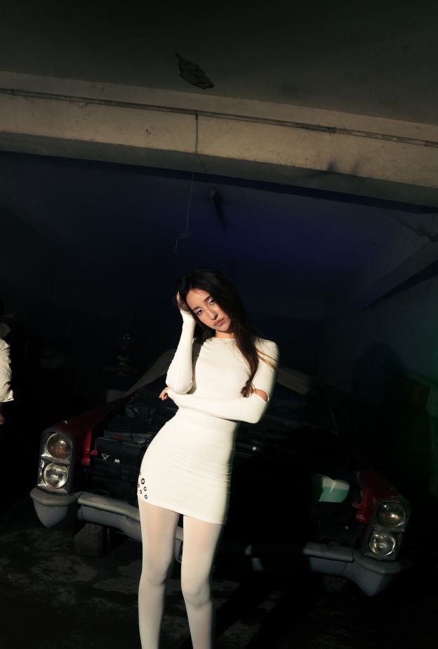 الفنانة المغربية كوثر