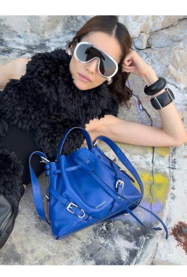 GIVENCHY تكشف عن حملتها النسائية لموسم شتاء 2026 من إبداع Sarah Burton