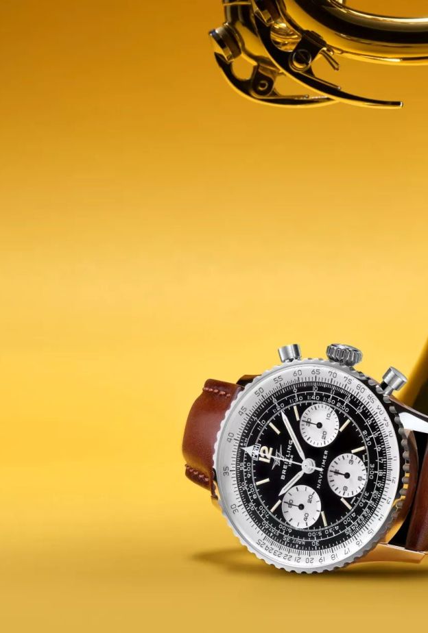 ساعة Navitimer التي أصبحت علامةً مميزة لمايلز ديفيس