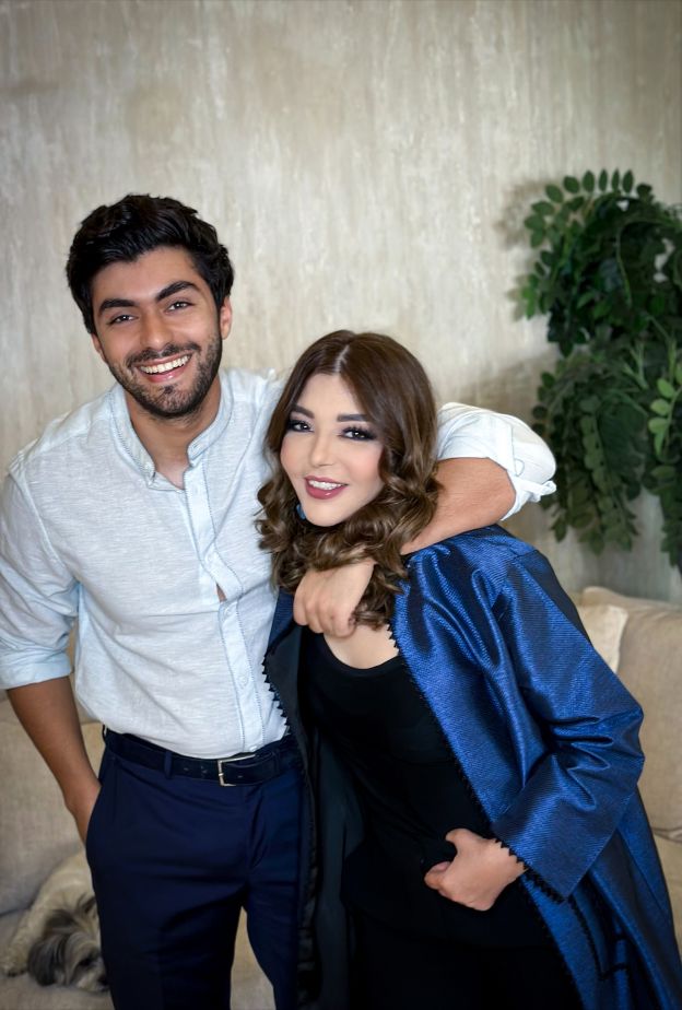 سميرة سعيد "أم العريس" وتُلهم المرأة بإطلالات متجددة تكسر القواعد الجمالية