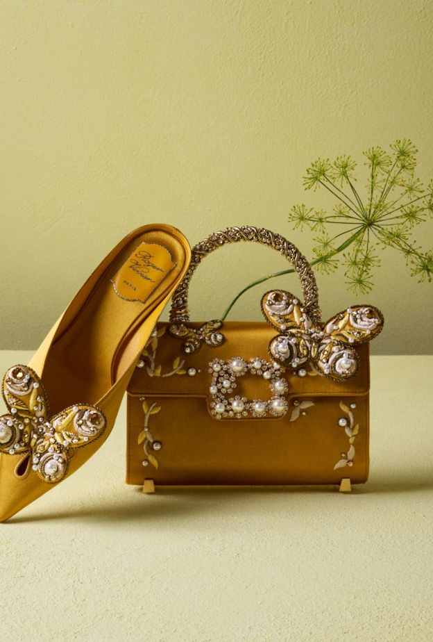دار روجيه ڤيڤييه تكشف عن مجموعة ‏Vivier en Fleur‏ لربيع 2027 ‏