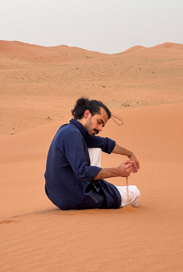 خاص لـ"هي" إلى السعودية بكل حب.. عبدالرحمن العابد، مؤسس "قرمز" عن التراث والهوية والانتماء