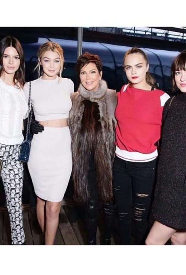 كريس جينر تعشق جميلات عروض الأزياء ومن بينهن ابنتها