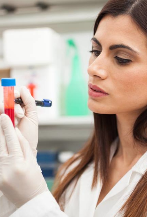  فحص الدم الجيني يكشف عن عدد من السرطانات.