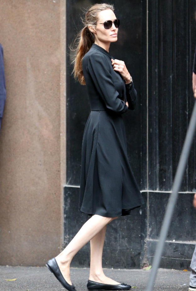 بالصور: آنجيلينا جولي تصور فيلم Unbroken في سيدني