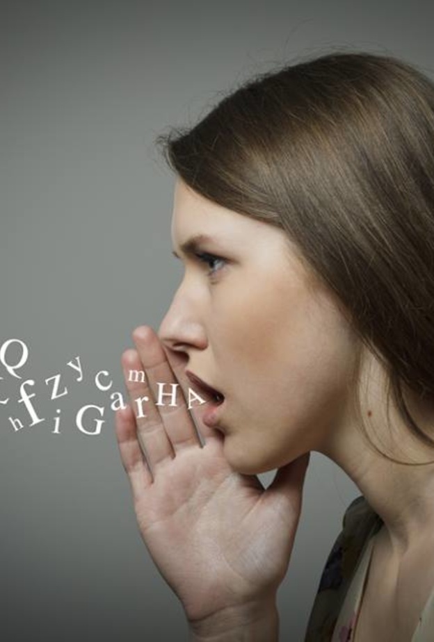 أفعال تفقدك ثقة الآخرين.. فاحذريها