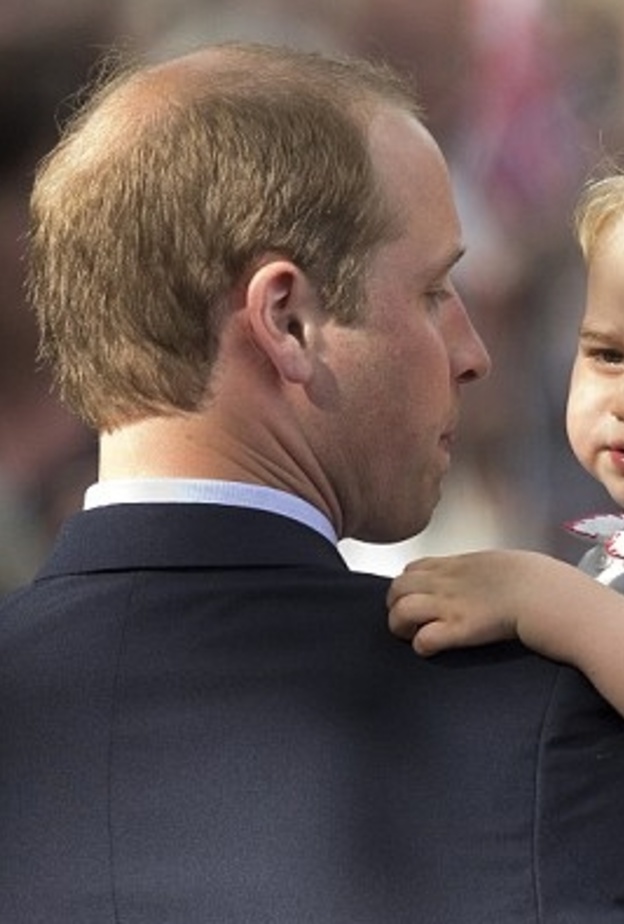 ويليام يحمل جورج