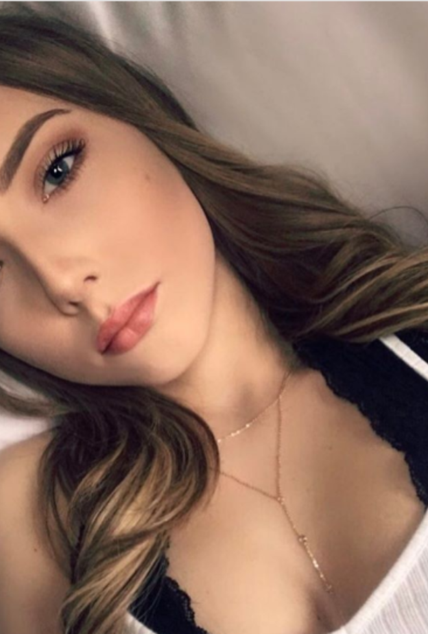 هيلي أصبحت فتاة جذابة