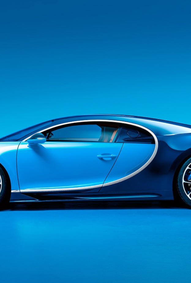 تعتمد تلك السيارة على محرك W16 تربو