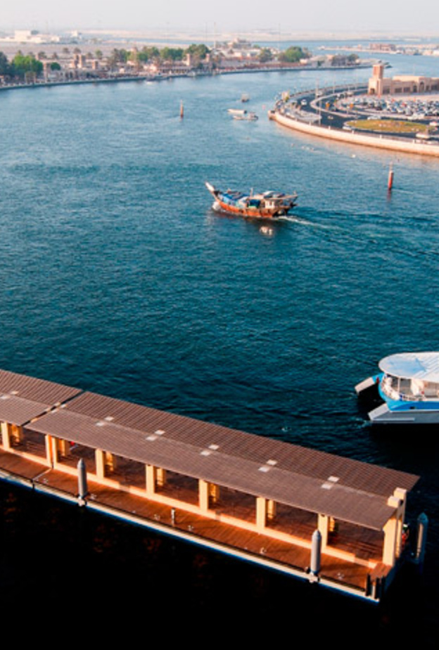 12 محطة نقل بحري في الخليج التجاري وقناة دبي المائية