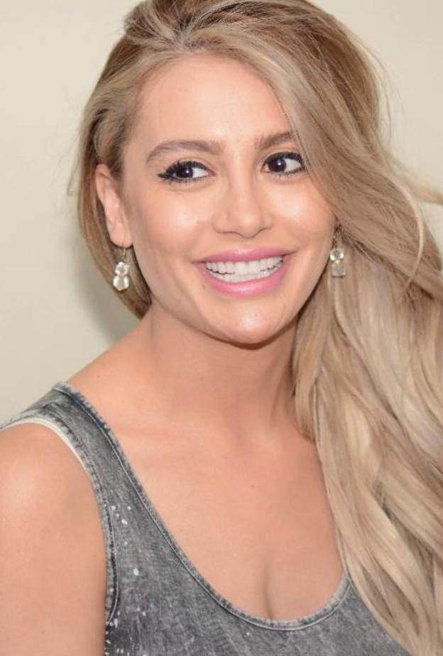 الفنانة السورية مرام علي