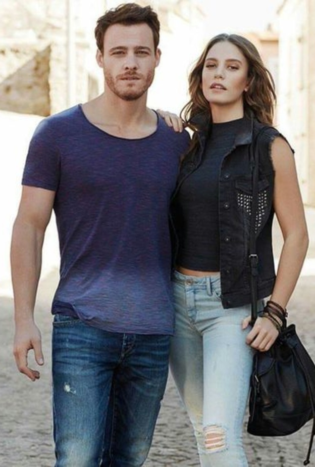 سيريناي ساريكايا وكرم بورسين يقررا الانتقال من منزلهما