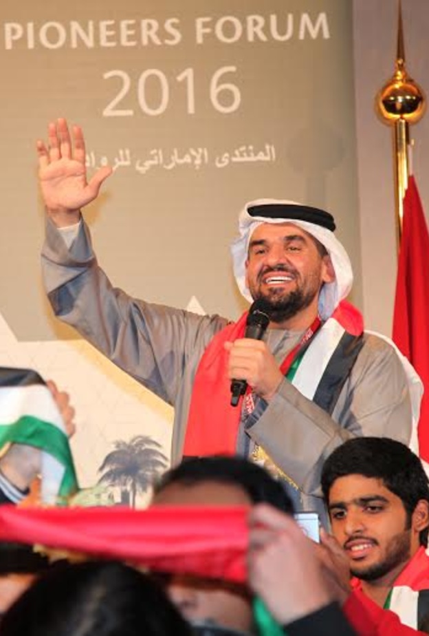 حسين الجسمي يحاضر في منتدى الرواد