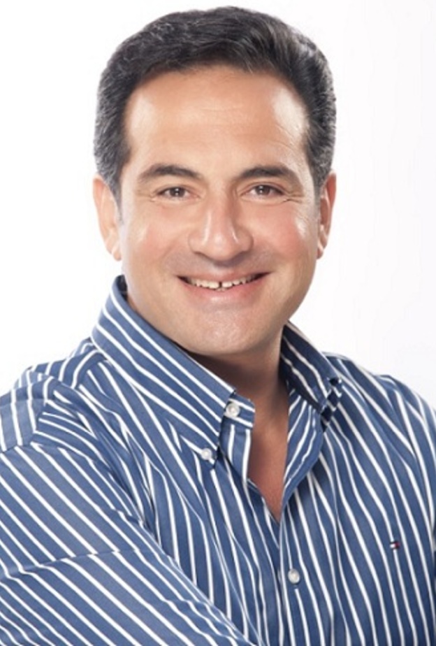 الفنان محمد ثروت