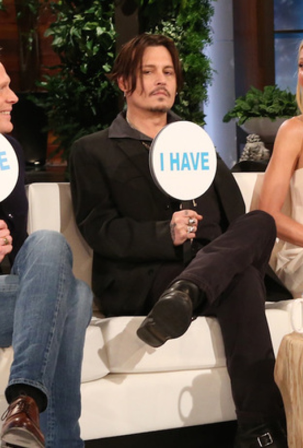 غوينيث بالترو وجوني ديب Never Have I Ever