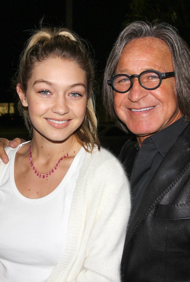 جيجي حديد ووالدها