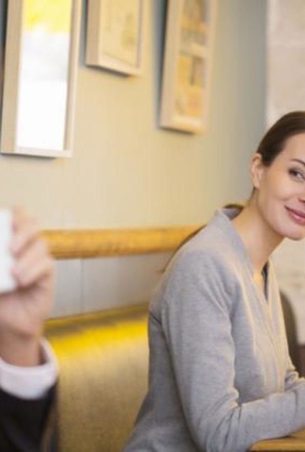 5 أسباب هامة وراء ملاحقة النساء للرجل المتزوج