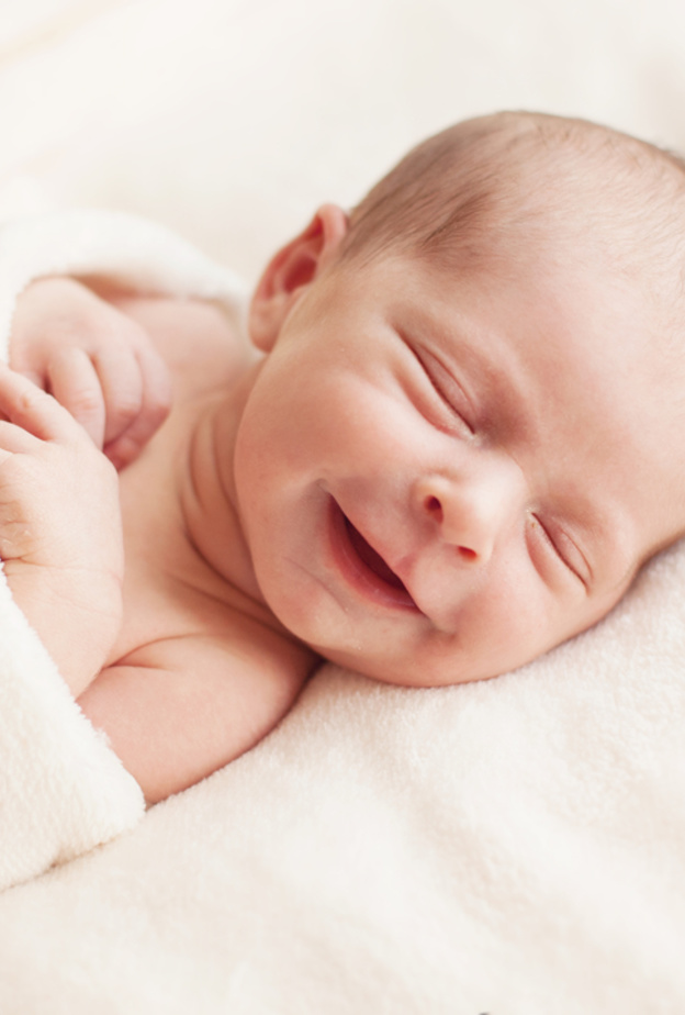 5 امراض تصيب المولود الجديد بسبب الكحل