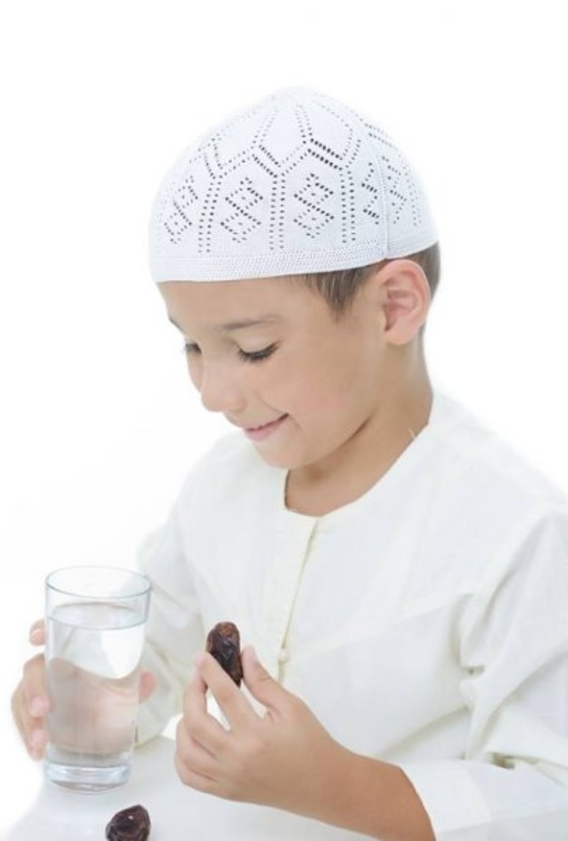 5 نصائح لتعليم الاطفال الصيام في شهر رمضان