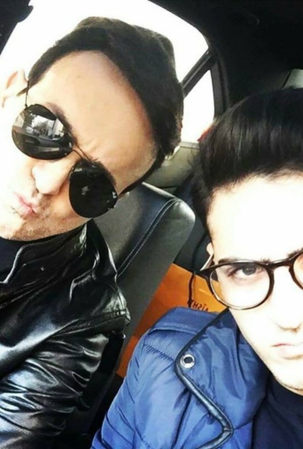 صابر الرباعي مع نجله