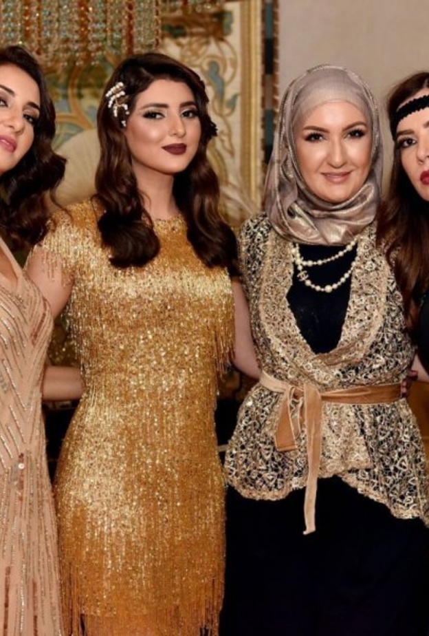 مريم سعيد مع خطيبها كريم ظريف