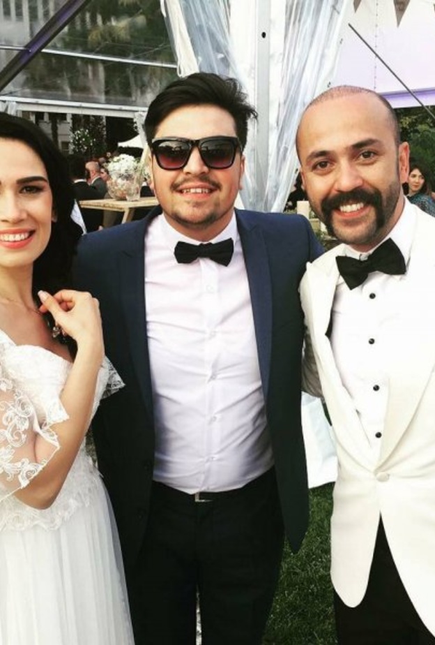 المشاهير في حفل زفاف سارب اكايا