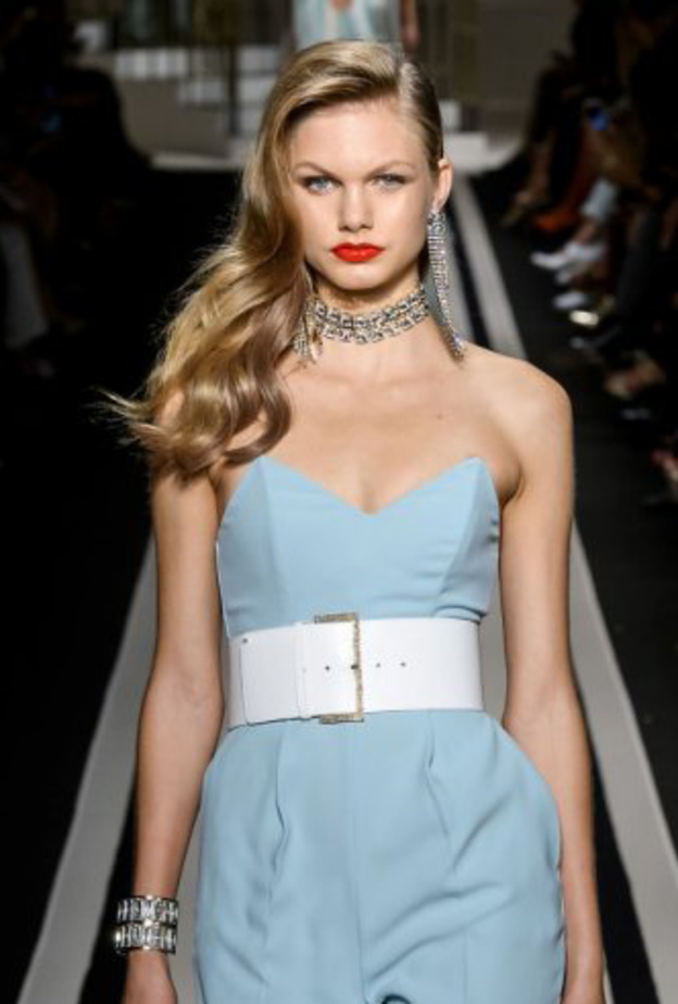 كما عوّدنا ايلي صعب على الابداع والرّقي